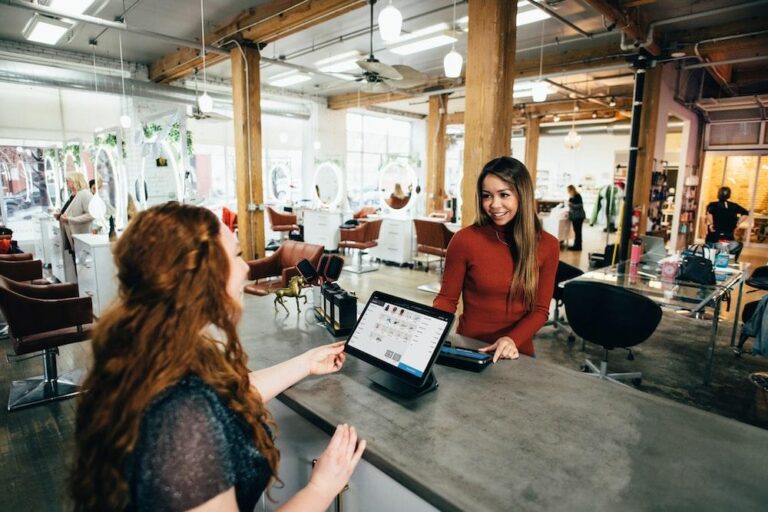 How Data Analytics is Revolutionising Customer Experience Globally